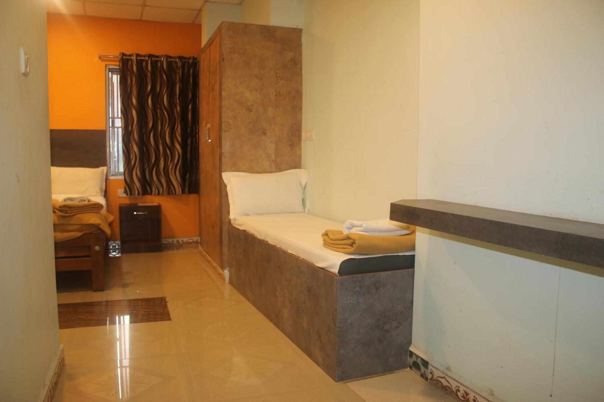 Hotel Sikara, Kumbakonam Exterior photo