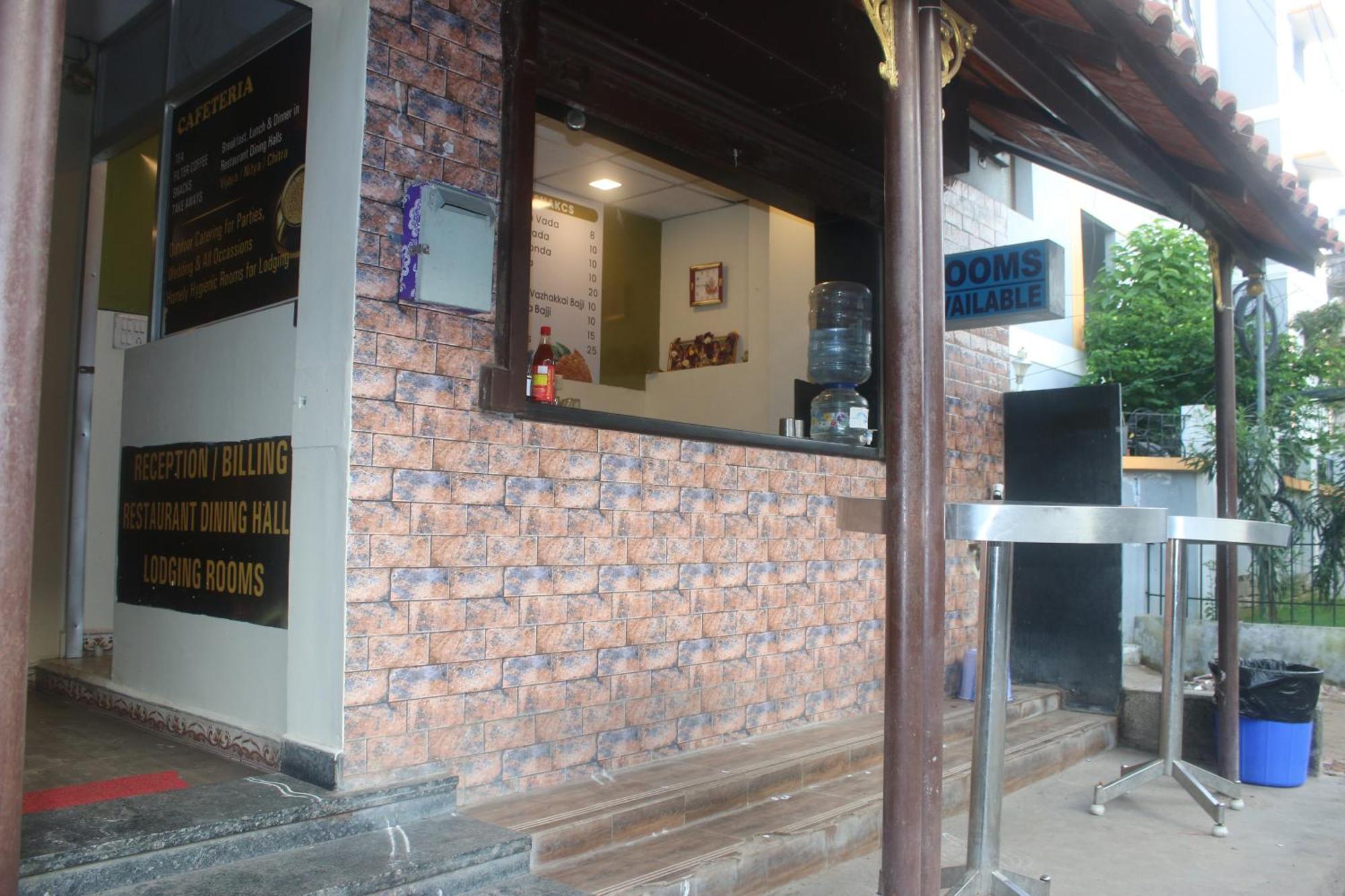 Hotel Sikara, Kumbakonam Exterior photo