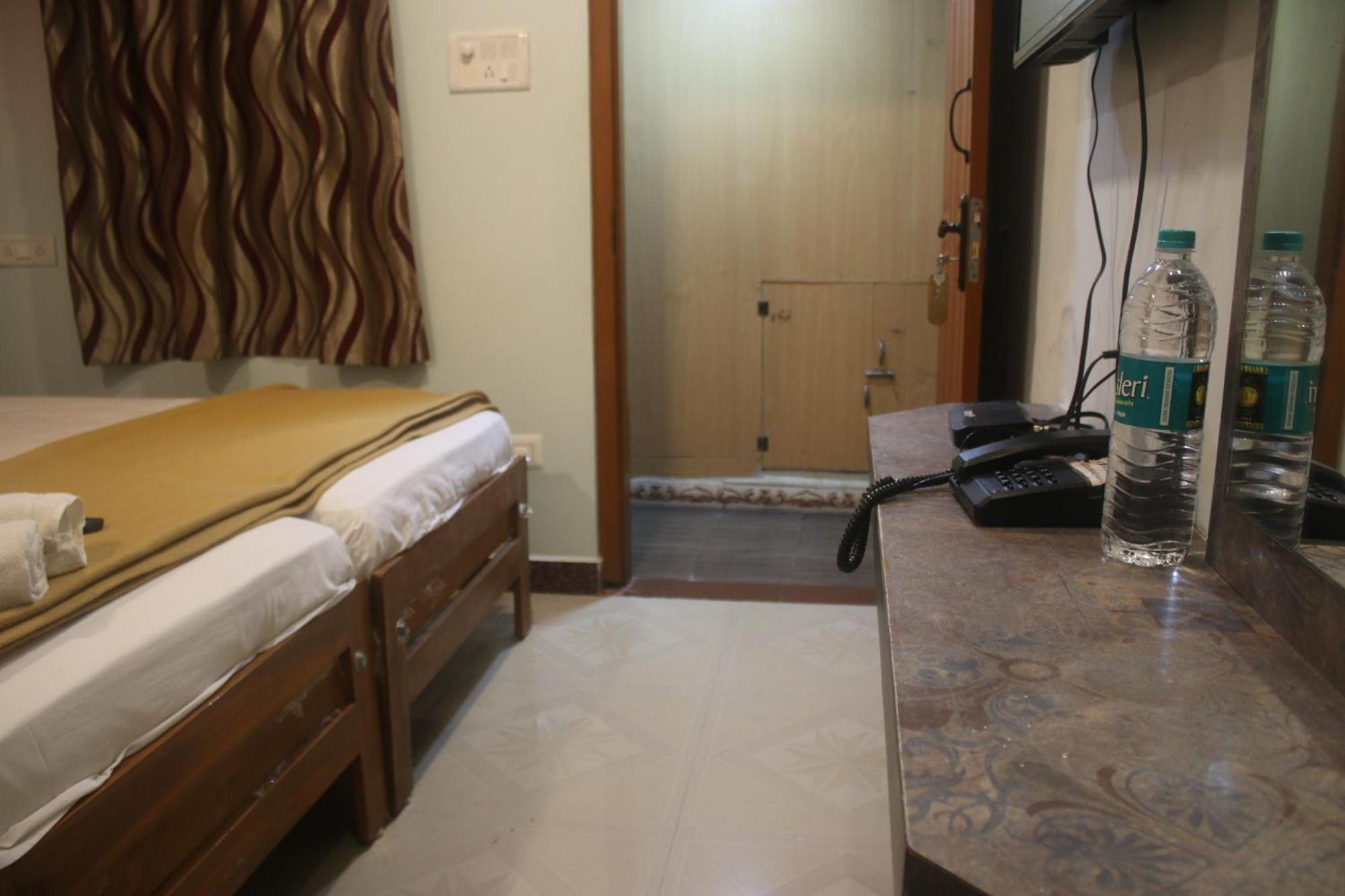 Hotel Sikara, Kumbakonam Exterior photo