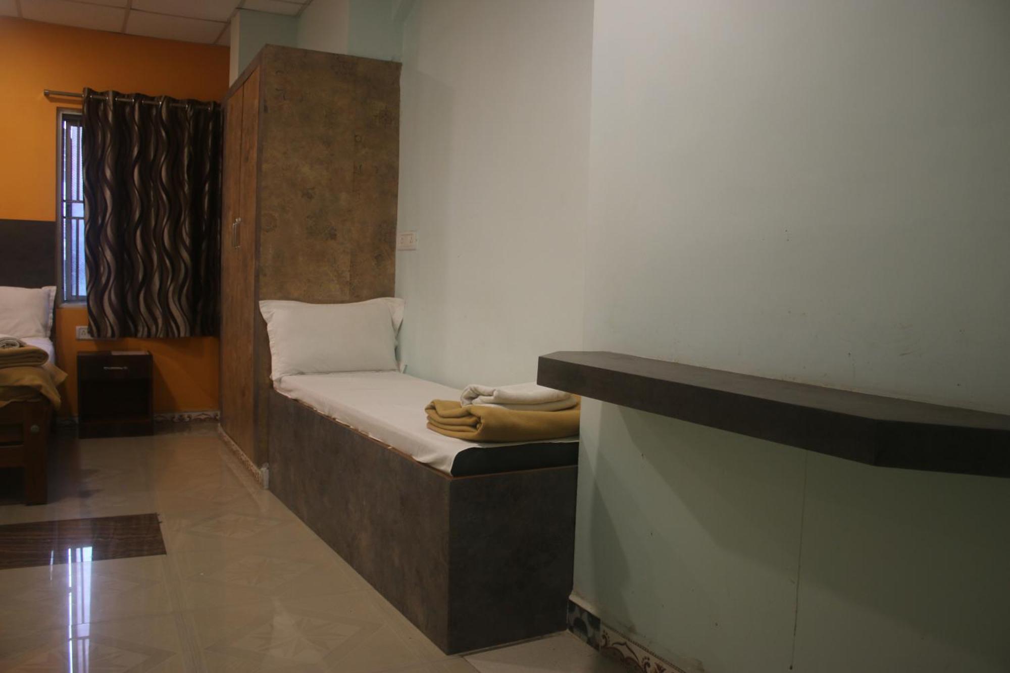 Hotel Sikara, Kumbakonam Exterior photo